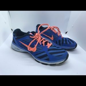 Nike Dual Fusion sz 6